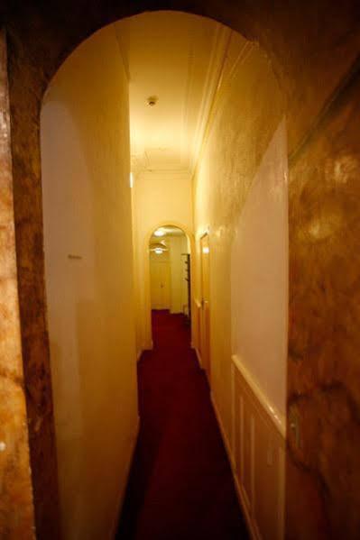 Hotel Royal 2*